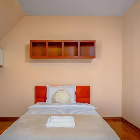 Flower Garden In Lozenetz By 7th Sence Apartment *