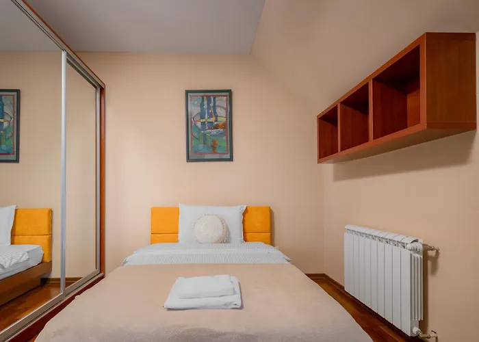 Flower Garden In Lozenetz By 7th Sence Apartamento Sófia